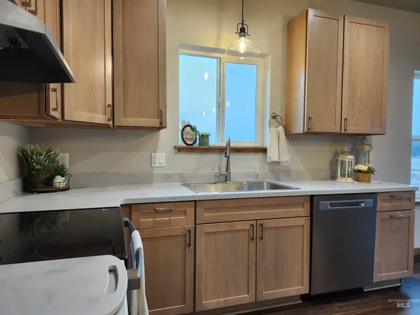 $349,000 | 401 Highline Lane, Potlatch, ID 83855