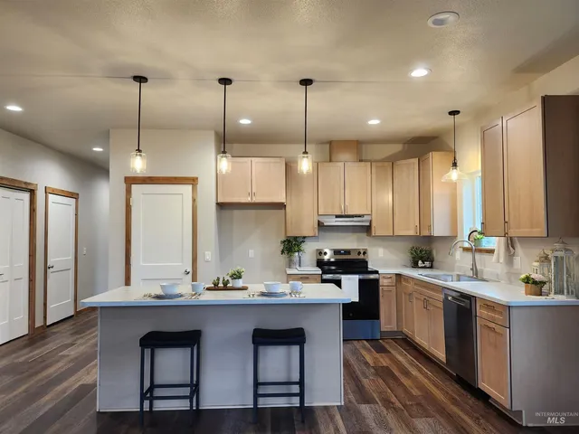 $349,500 | 401 Highline Lane, Potlatch, ID 83855