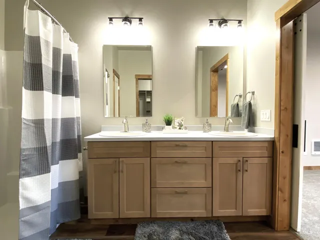 $349,500 | 401 Highline Lane, Potlatch, ID 83855