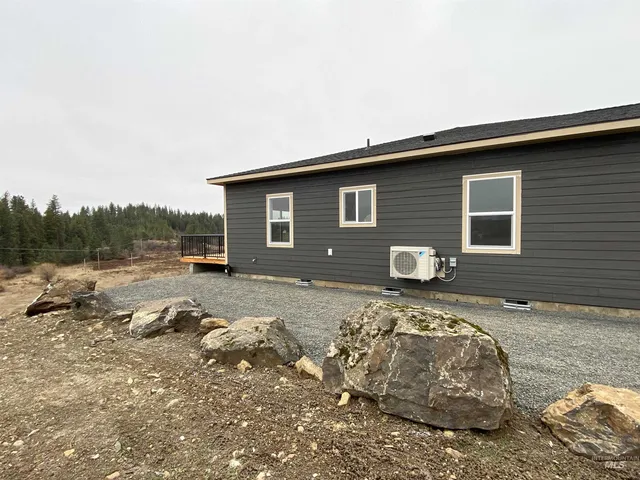 $349,500 | 401 Highline Lane, Potlatch, ID 83855