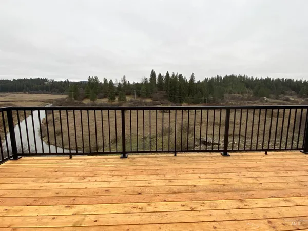 $349,000 | 401 Highline Lane, Potlatch, ID 83855