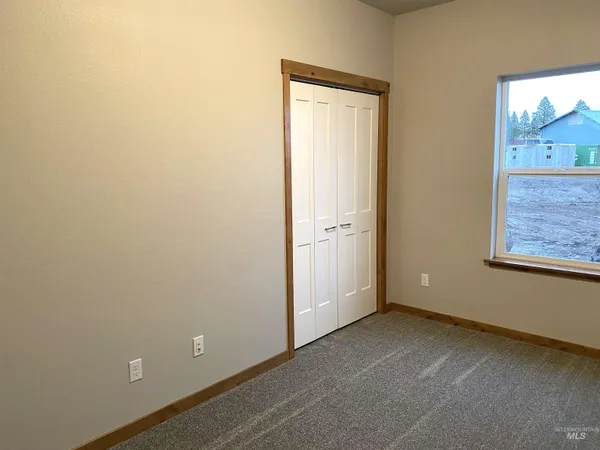 $349,000 | 401 Highline Lane, Potlatch, ID 83855