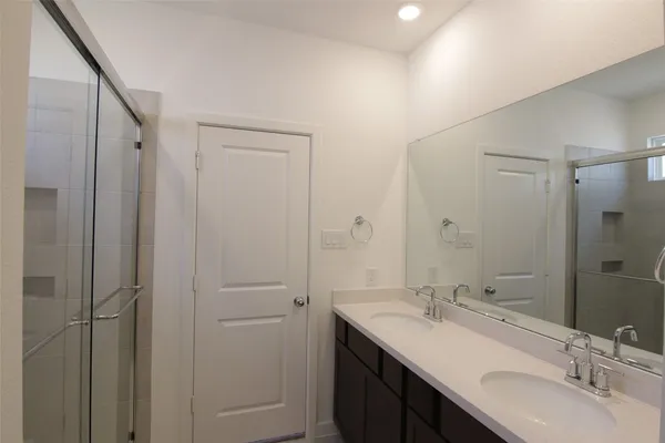 $2,350 | 21526 Coronado Grn Drive, Cypress, TX 77433