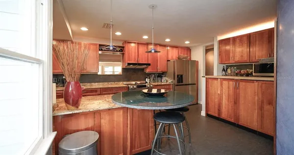 $1,199,000 | 115 21st Avenue Northeast, St. Petersburg, FL 33704