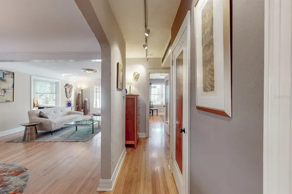 $1,199,000 | 115 21st Avenue Northeast, St. Petersburg, FL 33704