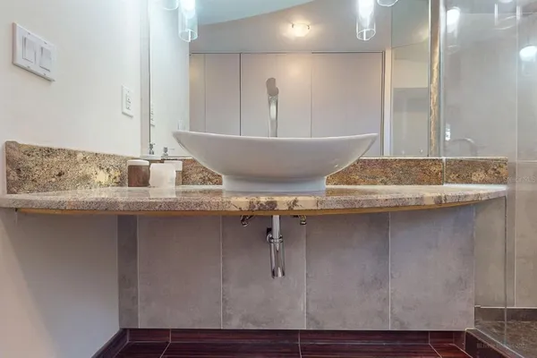 $1,199,000 | 115 21st Avenue Northeast, St. Petersburg, FL 33704