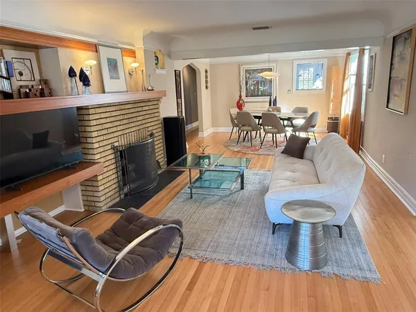 $1,199,000 | 115 21st Avenue Northeast, St. Petersburg, FL 33704