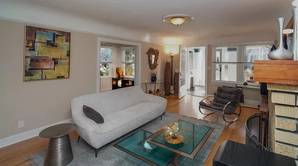 $1,199,000 | 115 21st Avenue Northeast, St. Petersburg, FL 33704