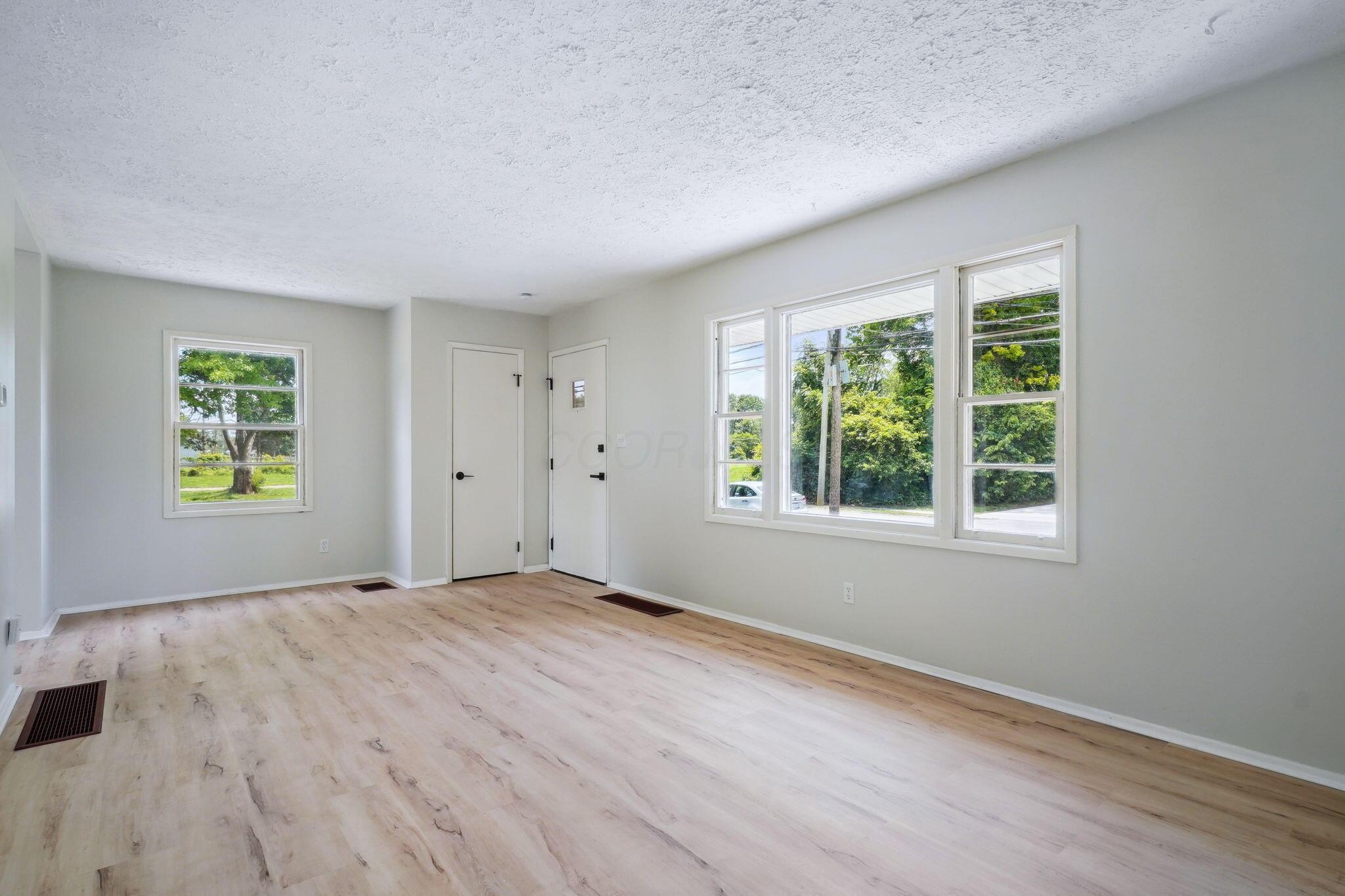 1358 Moler Road Columbus, OH 43207 - Photo 10 of 49 73-web-or-mls-1358-moler-rd