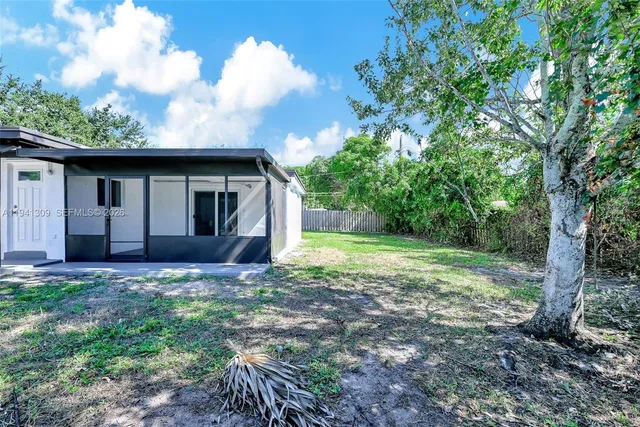 $439,000 | 6828 Northwest 13th Street, Plantation, FL 33313