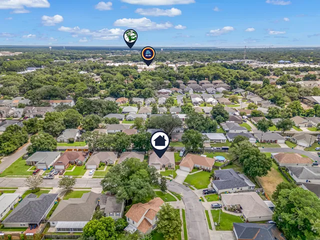 $430,000 | 926 Scenic Oak Lane, Fort Walton Beach, FL 32547