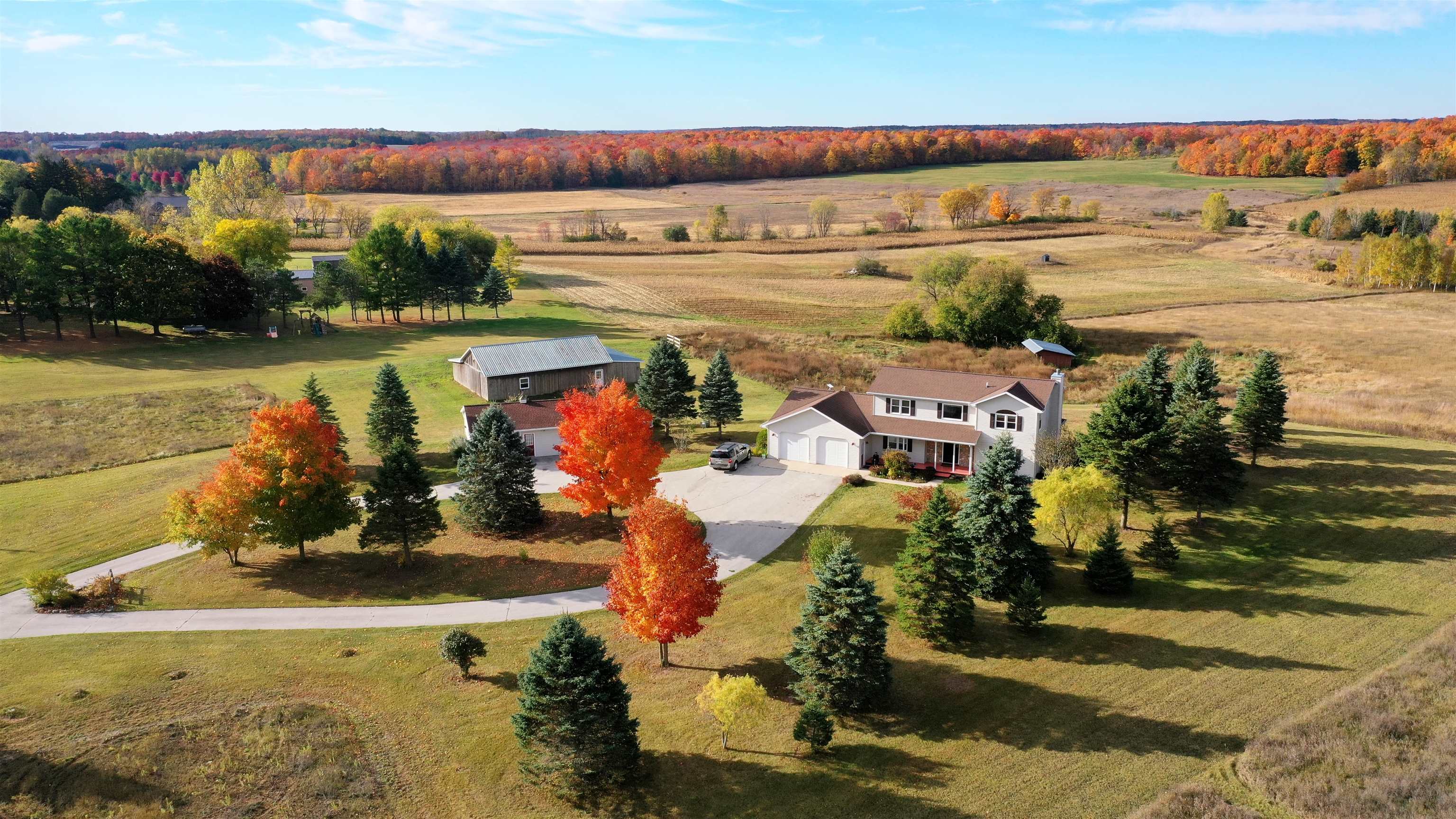 4879 Mathey Road Sturgeon Bay, WI 54235 - Photo 3 of 86
