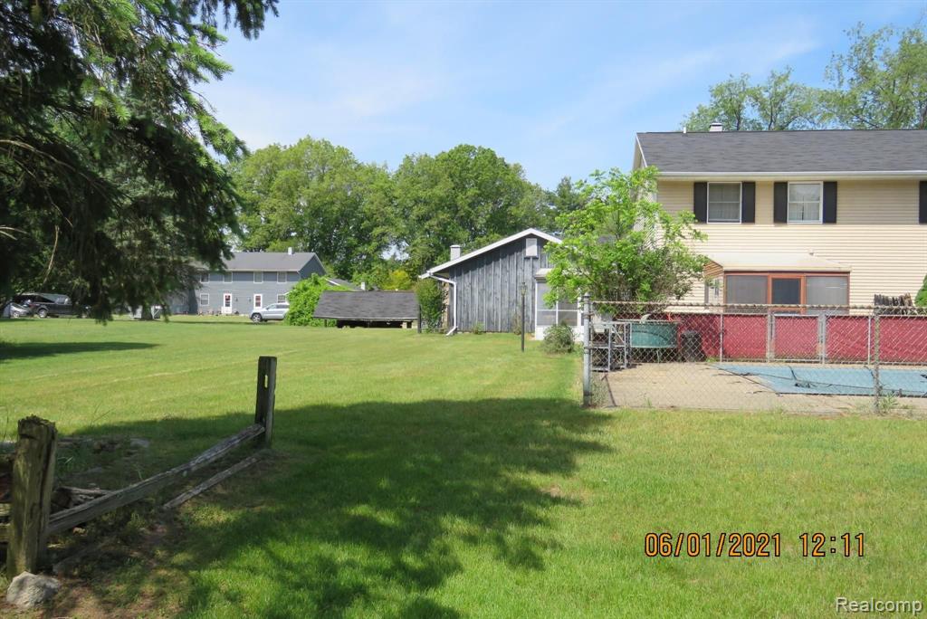 5901-5907 South Rickfield Road, Unit 5907 Jackson, MI 49201 - Photo 18 of 31