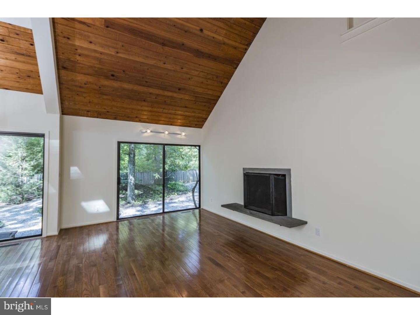 46 Ridgeview Circle Princeton, NJ 08540 - Photo 3 of 25 Great Room