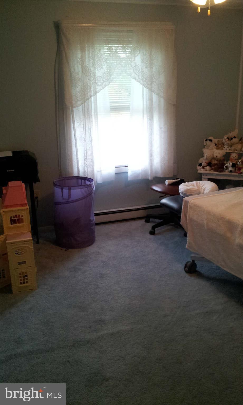 2410 Dargan Road Sharpsburg, MD 21782 - Photo 6 of 28 Bedroom