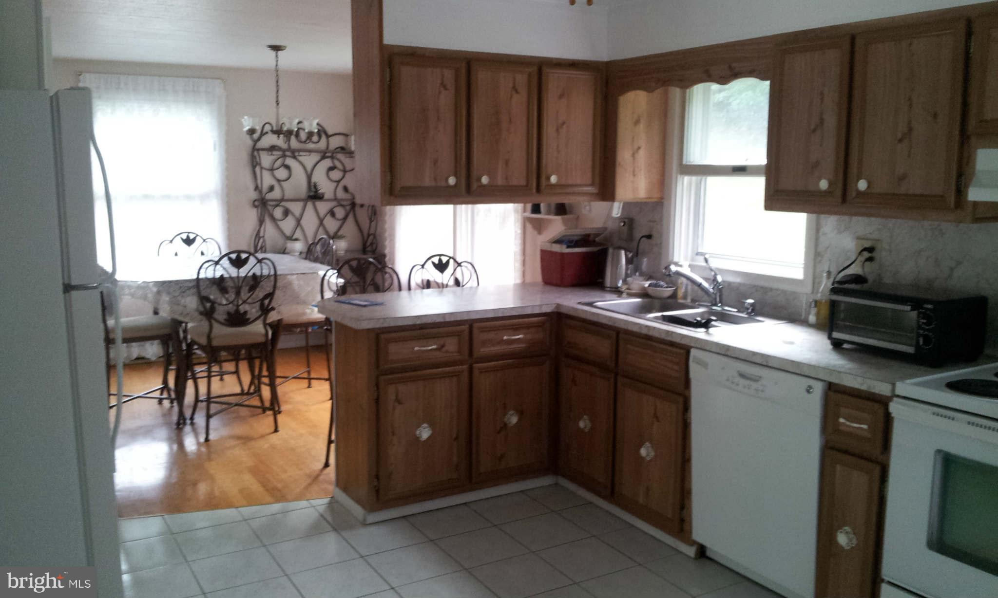 2410 Dargan Road Sharpsburg, MD 21782 - Photo 8 of 28 Kitchen