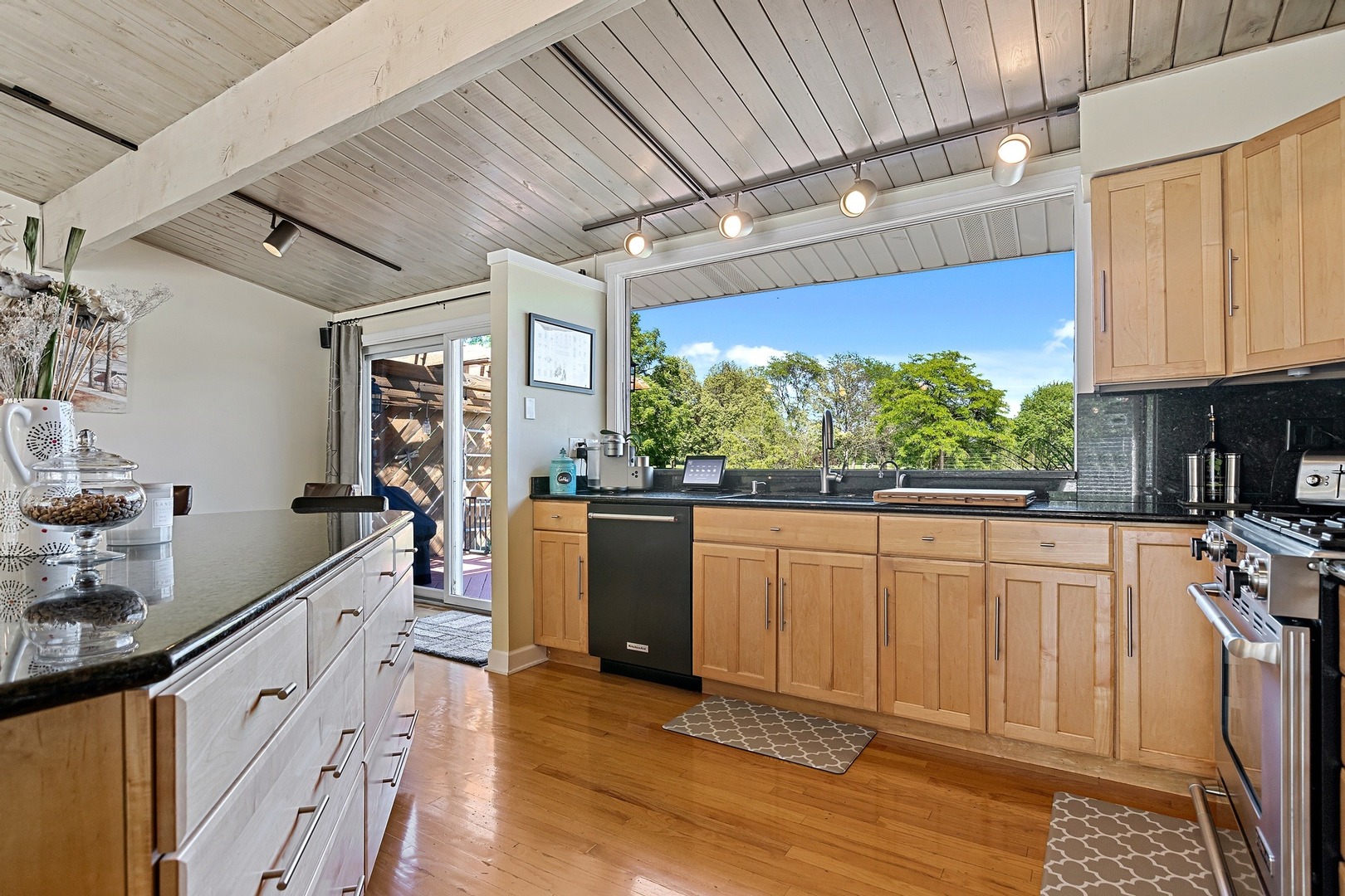 643 Fairway Drive Glenview, IL 60025 - Photo 11 of 34