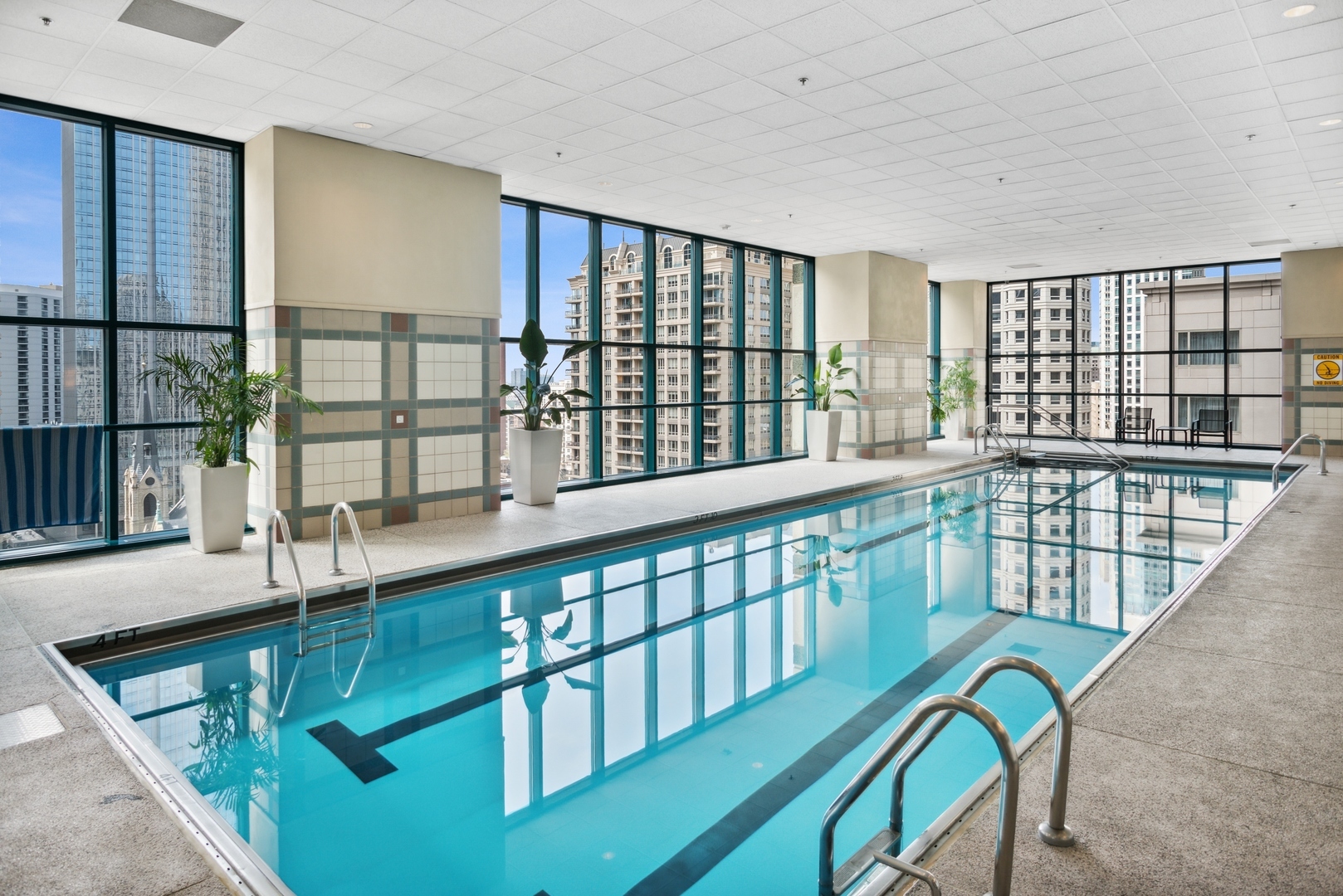 100 East Huron Street, Unit 3501 Chicago, IL 60611 - Photo 28 of 30 a view of a balcony