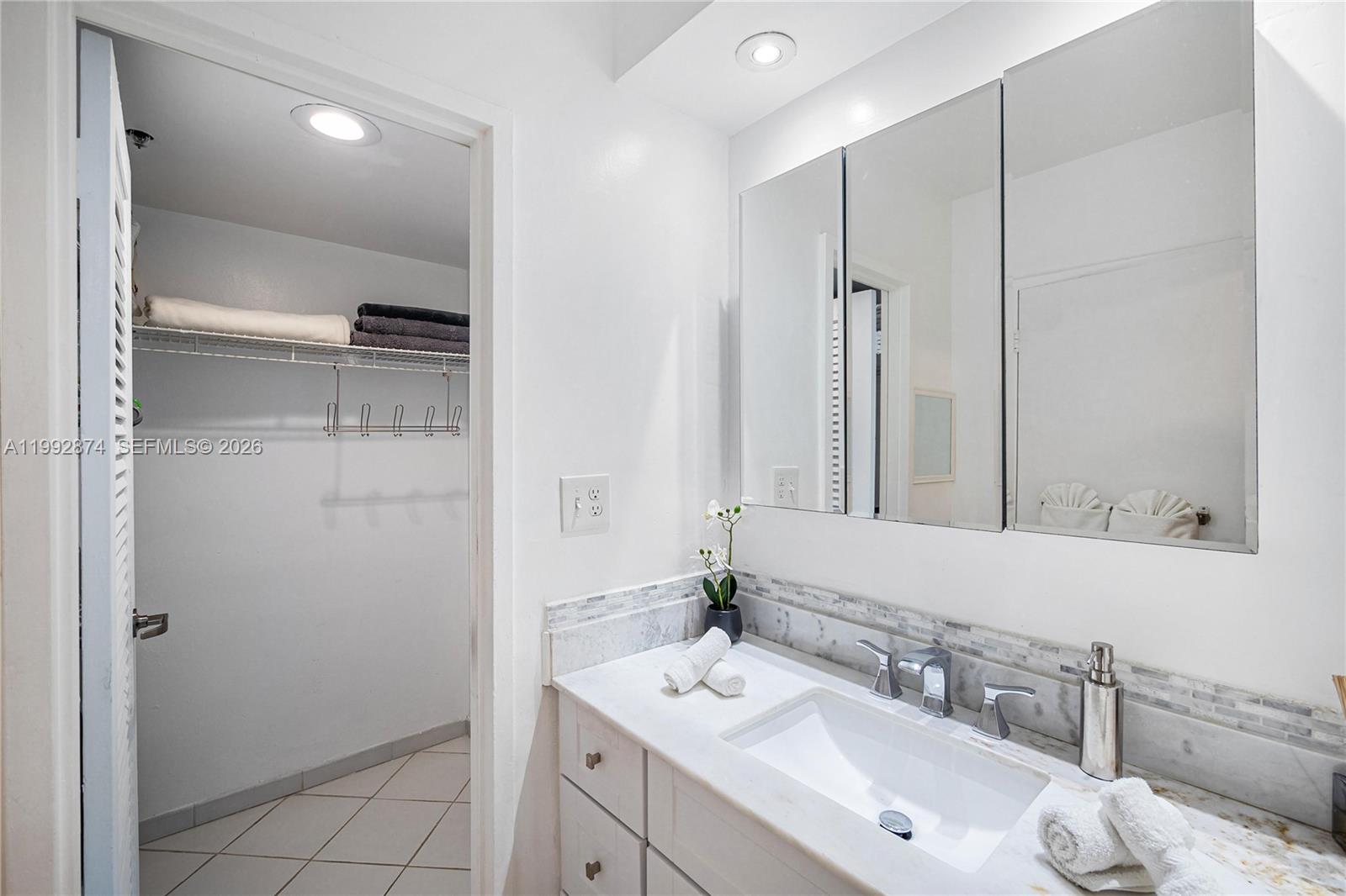 100 Lincoln Road, Unit 515 Miami Beach, FL 33139 - Photo 16 of 31