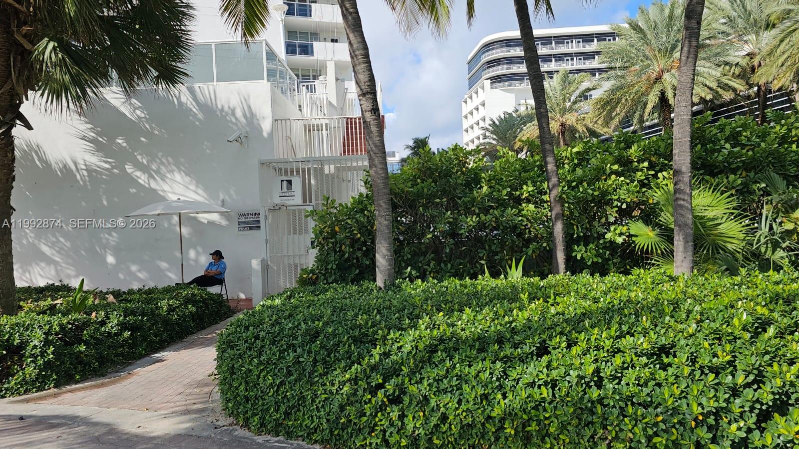 100 Lincoln Road, Unit 515 Miami Beach, FL 33139 - Photo 28 of 31 Beach Access