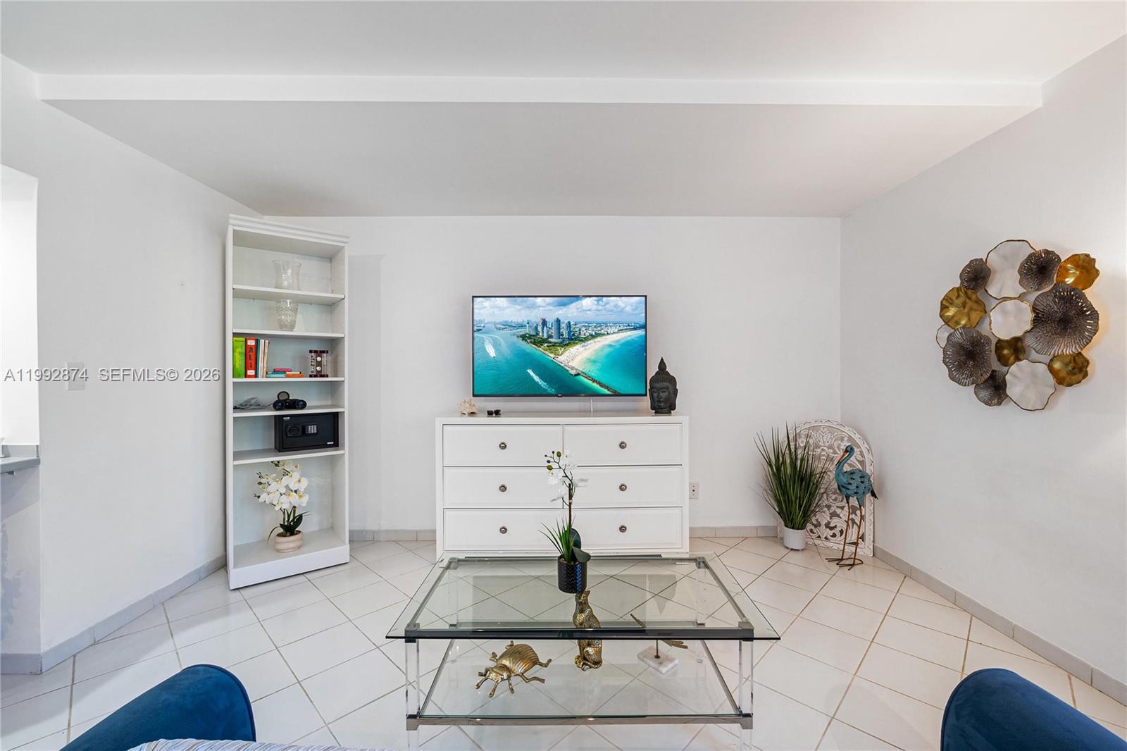 100 Lincoln Road, Unit 515 Miami Beach, FL 33139 - Photo 7 of 31