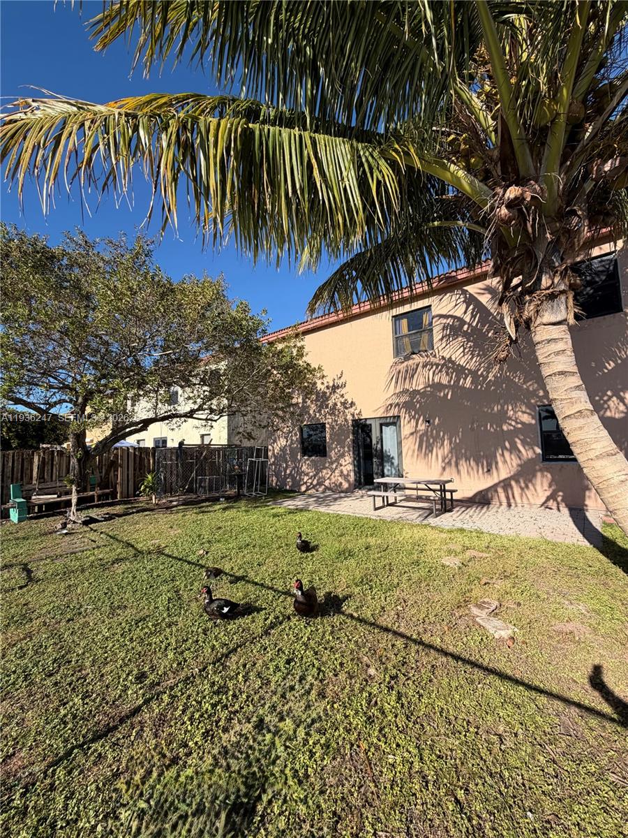 685 Southeast 37th Place Homestead, FL 33033 - Photo 2 of 11 a view of a park with of trees