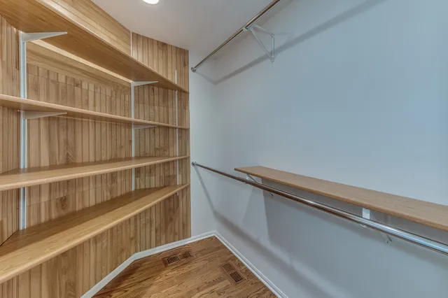 $5,400 | 145 Pine Tree Lane, Riverwoods, IL 60015