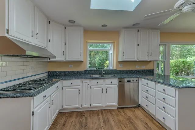 $5,400 | 145 Pine Tree Lane, Riverwoods, IL 60015