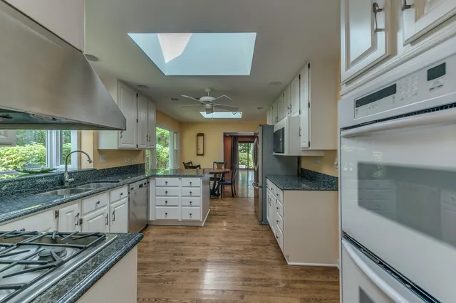 $5,400 | 145 Pine Tree Lane, Riverwoods, IL 60015