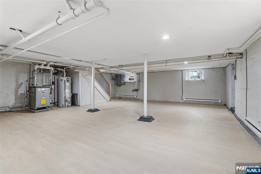 33 Robertson Road West Orange, NJ 07052 - Photo 34 of 48 an empty room with closet and windows