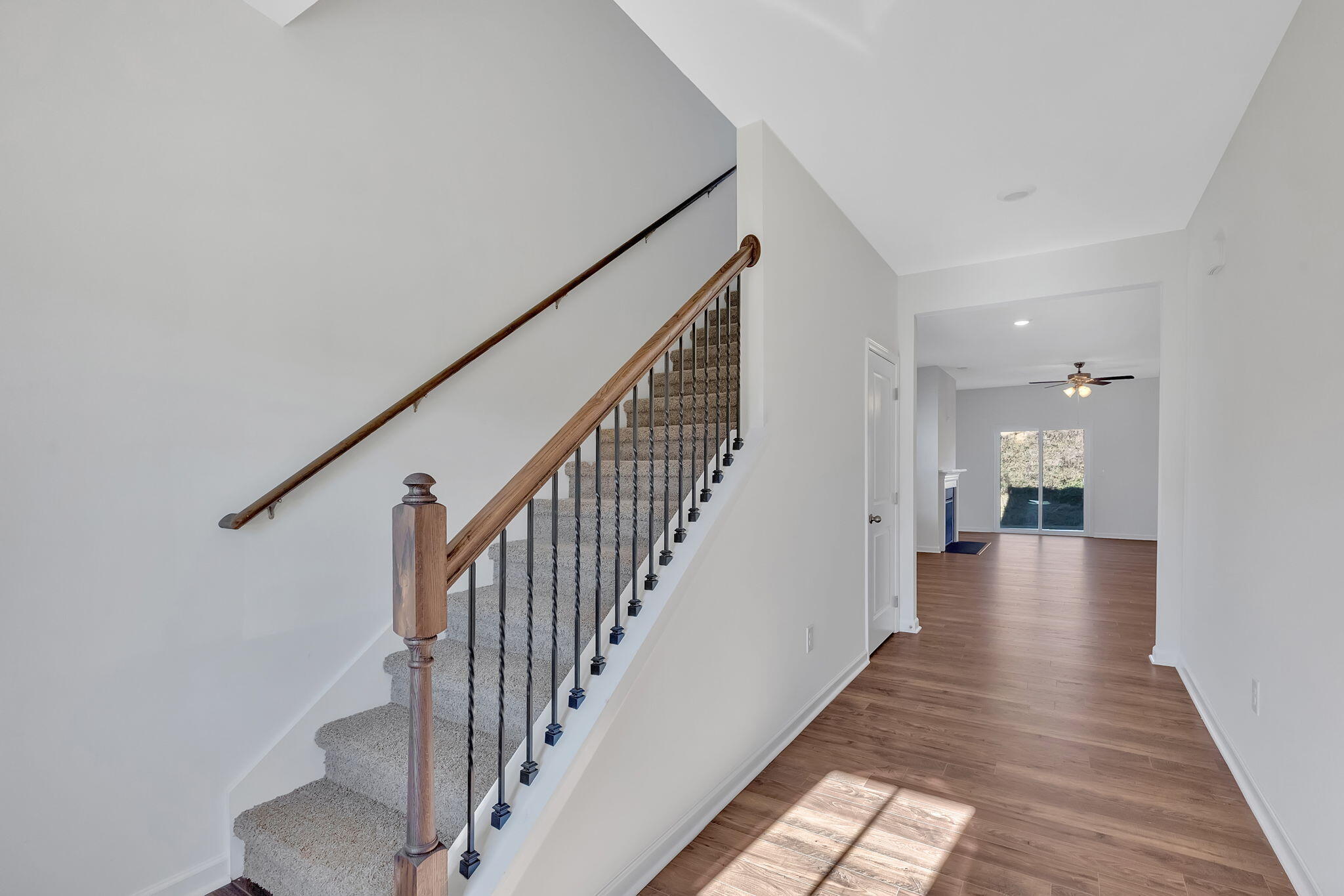 1112 Ridge Parke Kingsport, TN 37663 - Photo 14 of 15 2-web-or-mls-217A2301