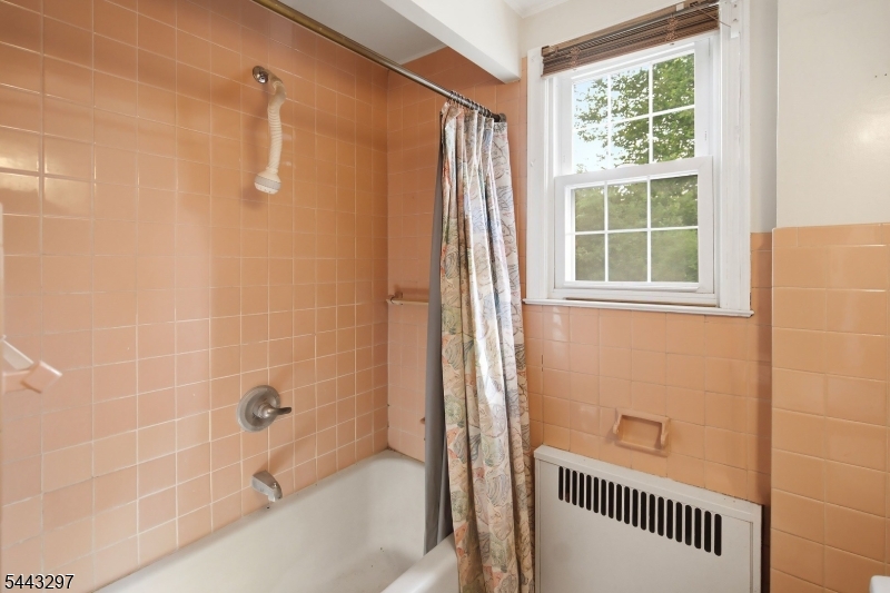 180 Milltown Road Springfield, NJ 07081 - Photo 15 of 27