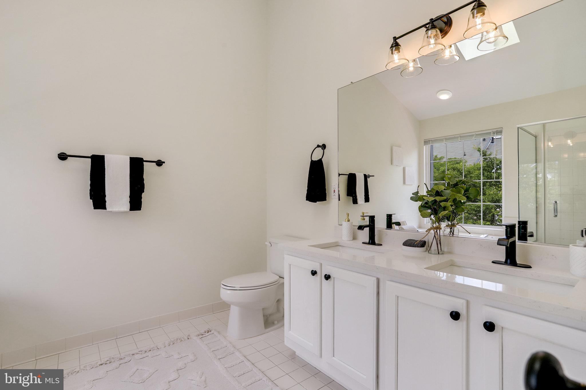 1982 Logan Manor Drive Reston, VA 20190 - Photo 22 of 40