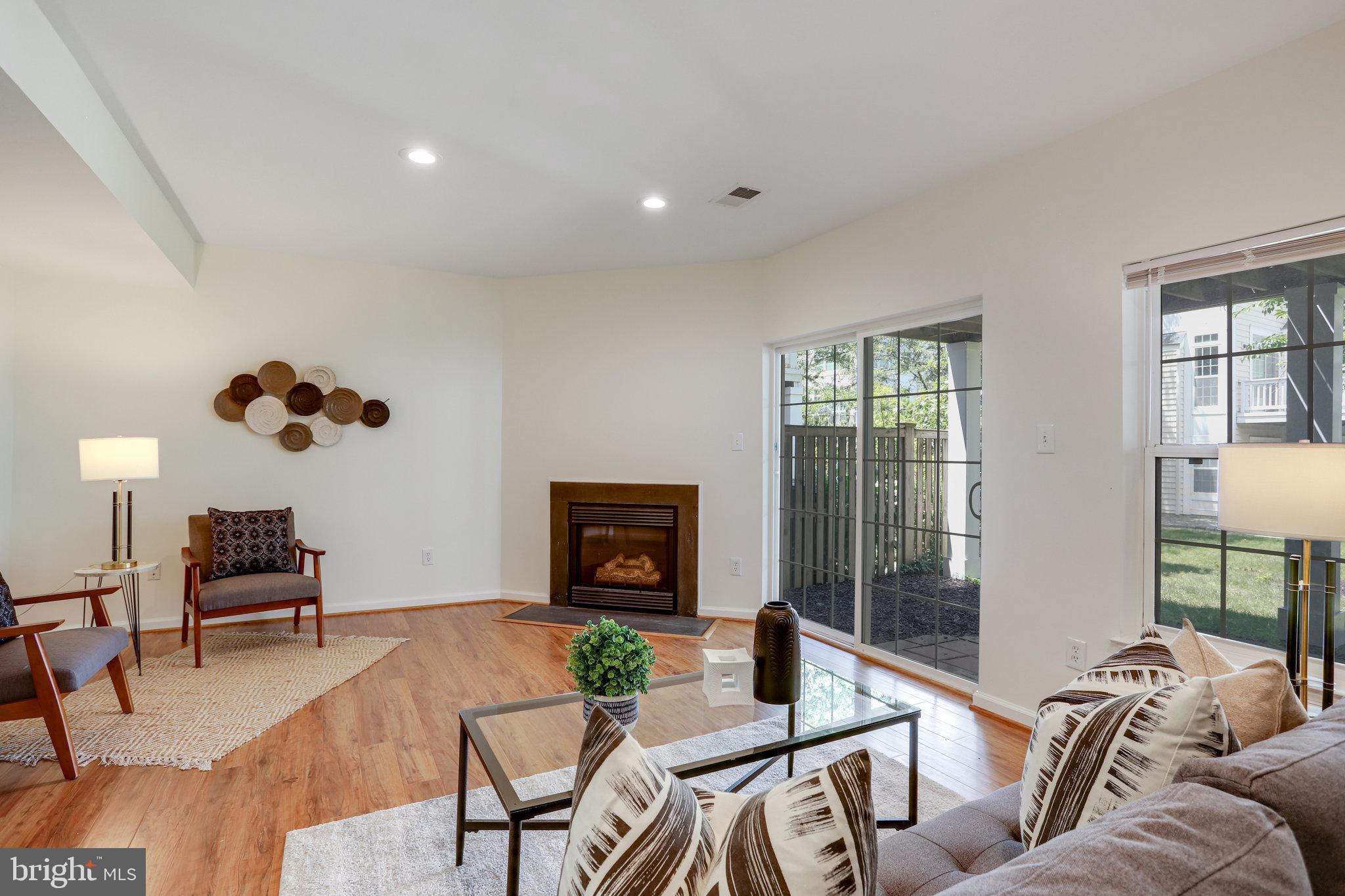 1982 Logan Manor Drive Reston, VA 20190 - Photo 33 of 40