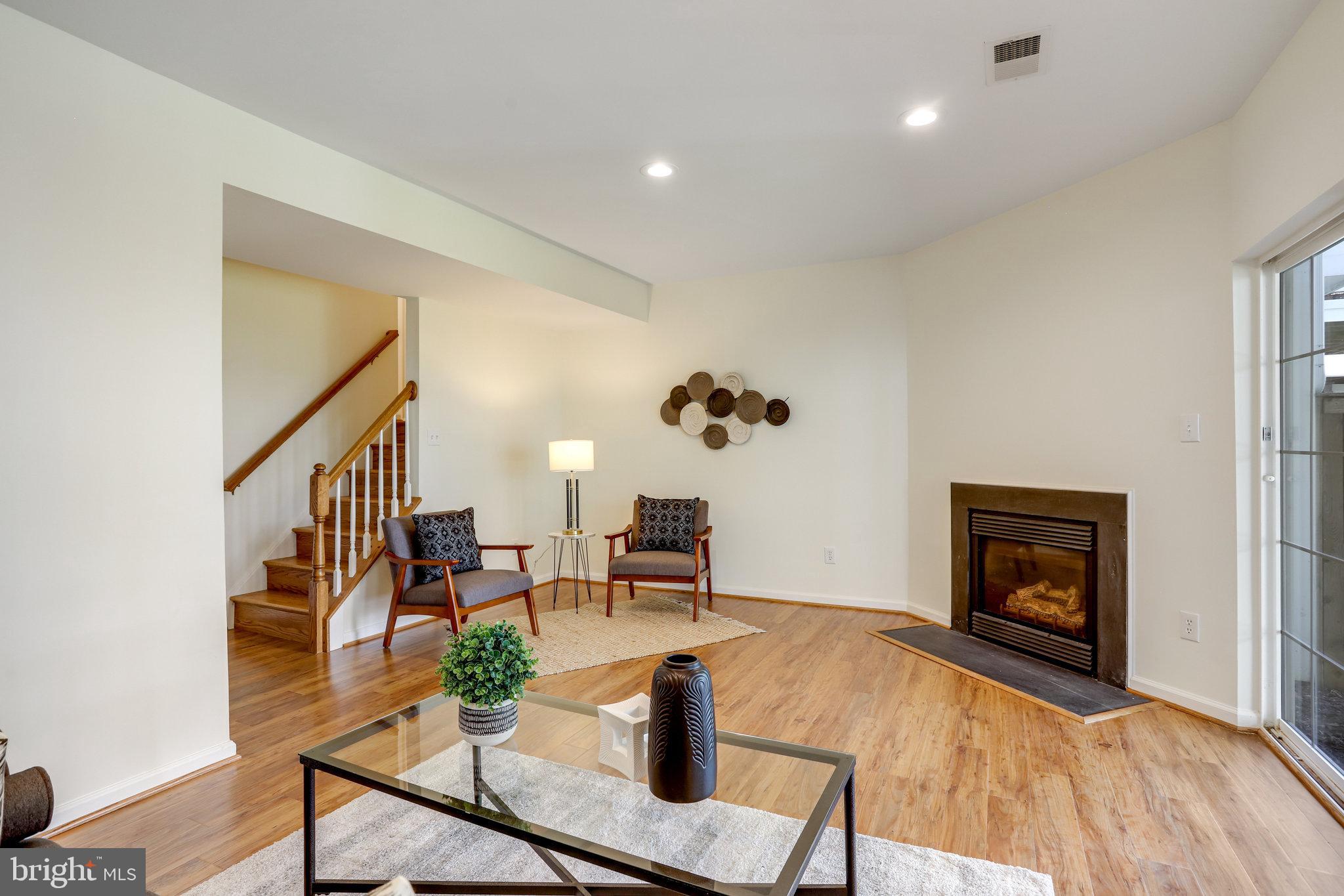 1982 Logan Manor Drive Reston, VA 20190 - Photo 34 of 40