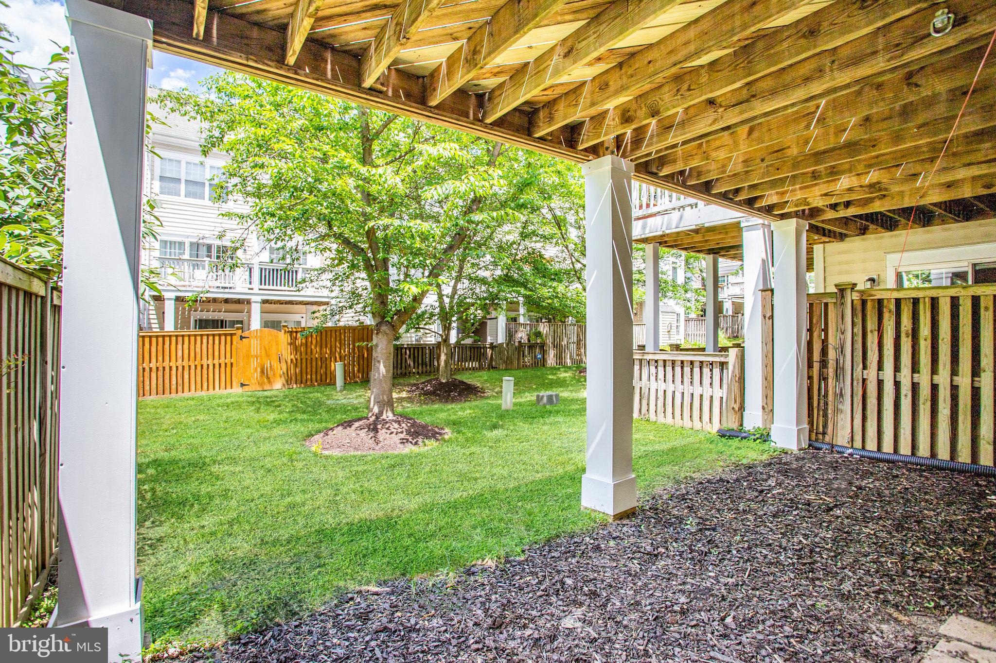 1982 Logan Manor Drive Reston, VA 20190 - Photo 38 of 40