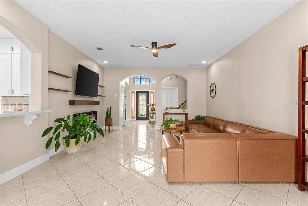 7627 Rathdown Lane Wesley Chapel, FL 33545 - Photo 13 of 57