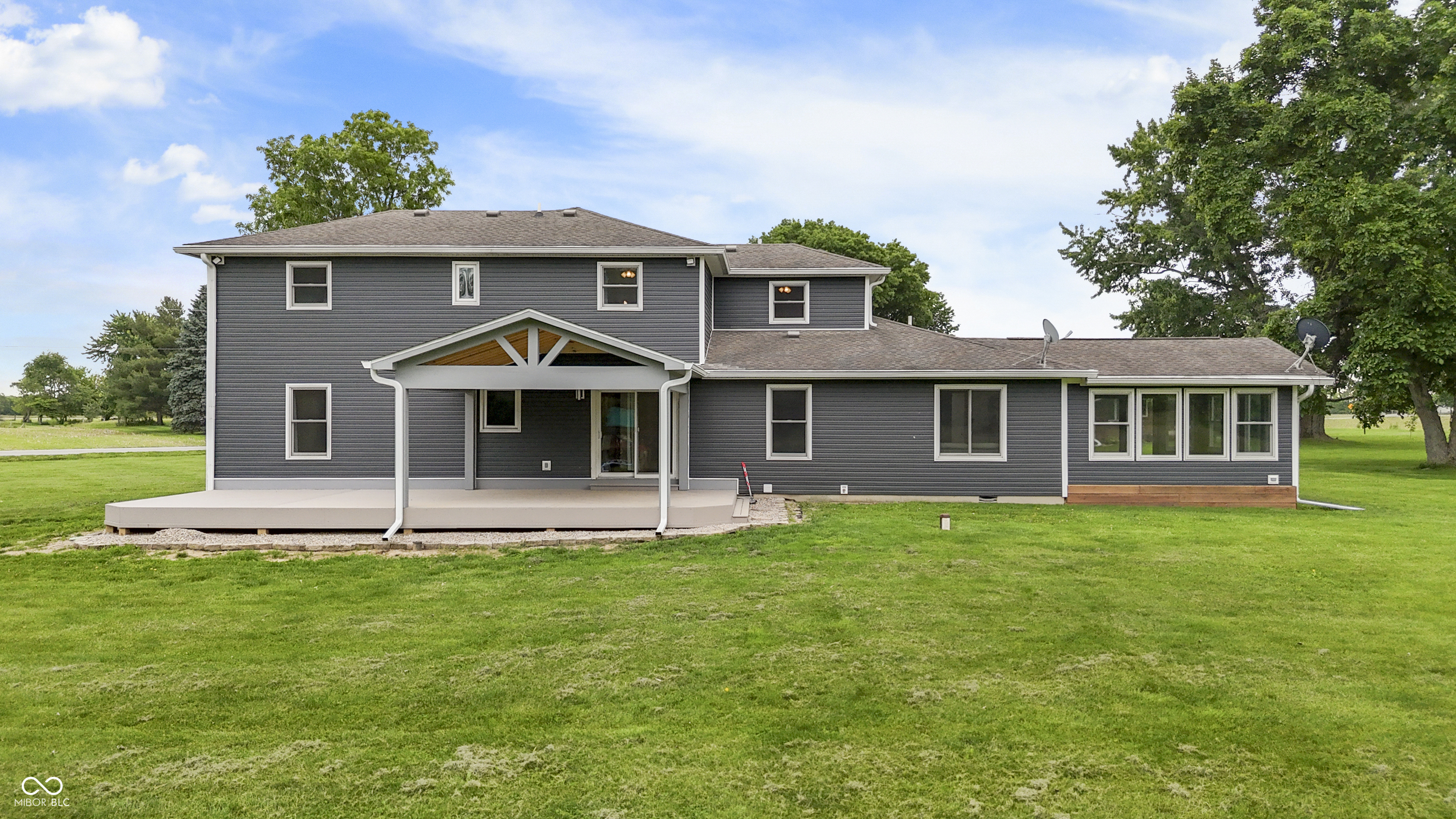 9735 South 400 West Pendleton, IN 46064 - Photo 8 of 63