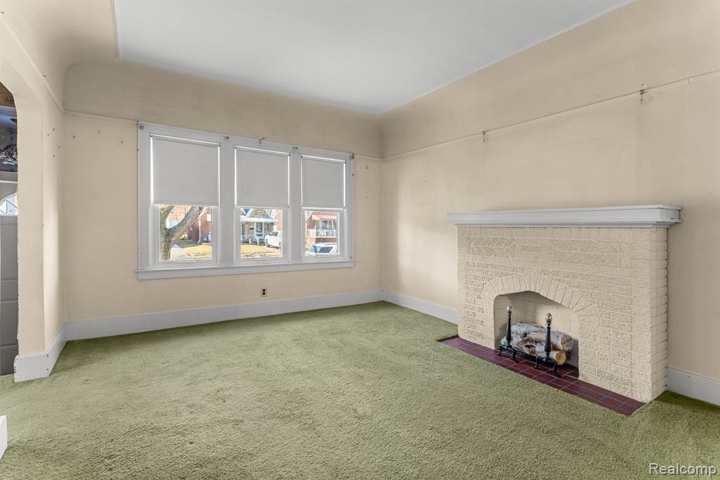 7722 Miller Road Dearborn, MI 48126 - Photo 4 of 23