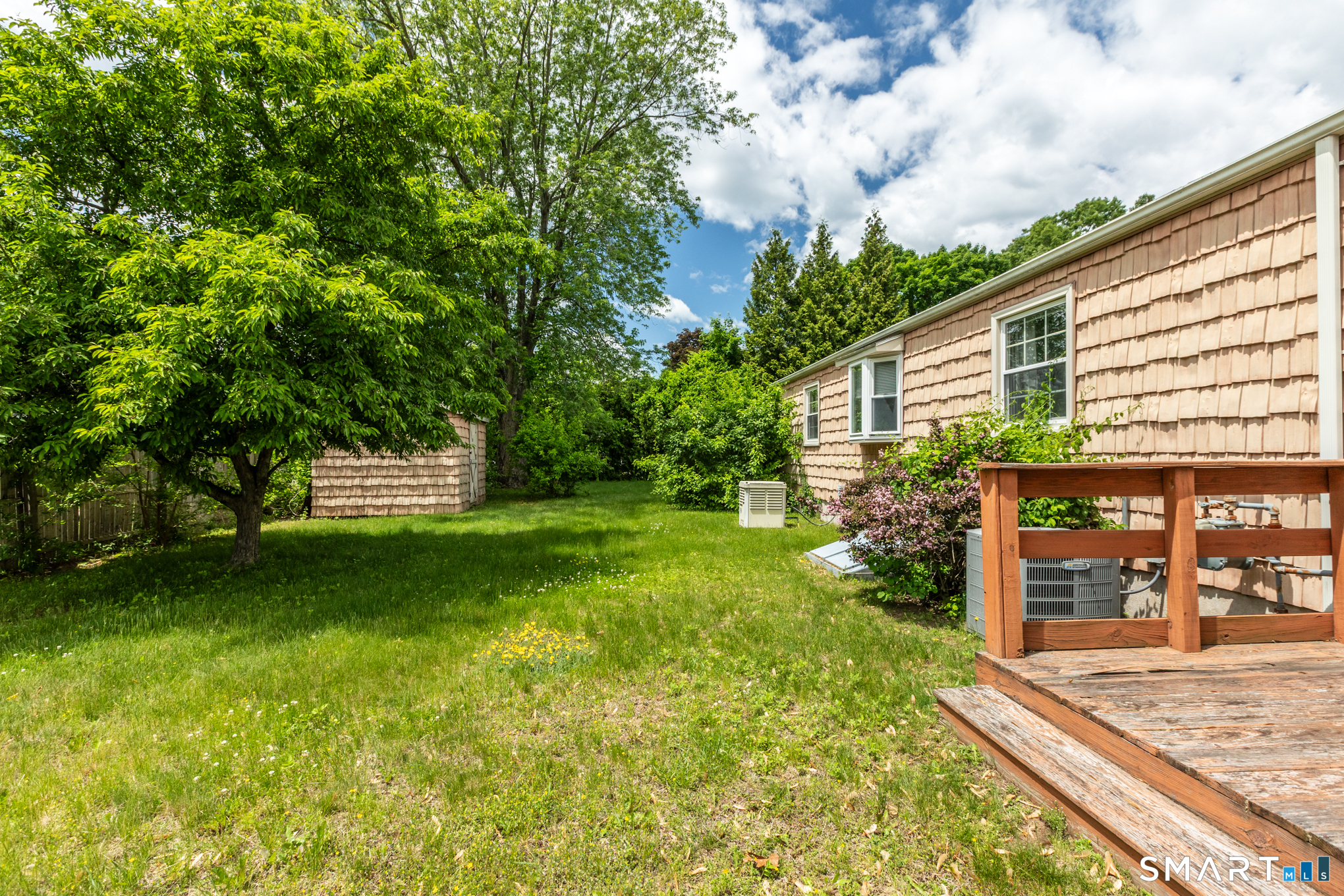19 Alberta Street Windsor Locks, CT 06096 - Photo 27 of 31