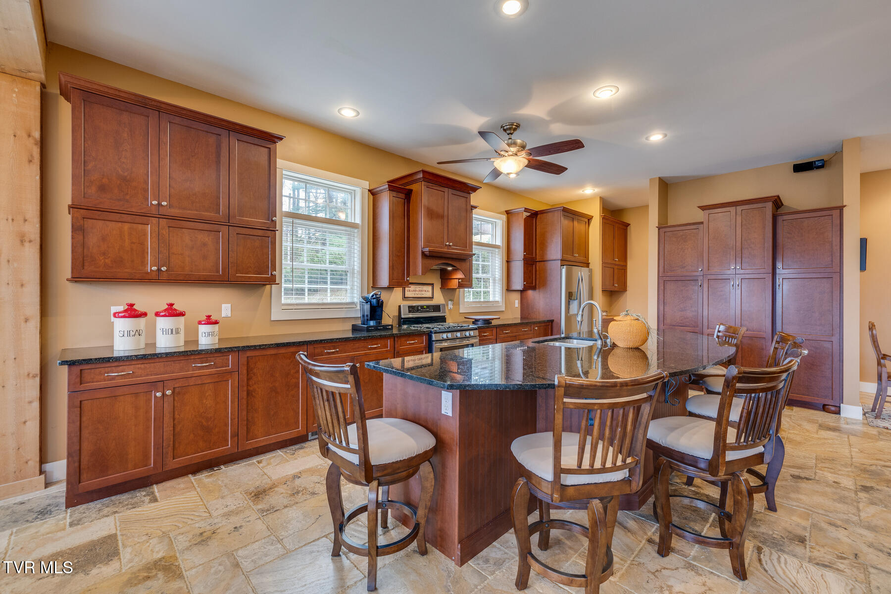 113 Ridgecrest Drive Elizabethton, TN 37643 - Photo 10 of 44 015
