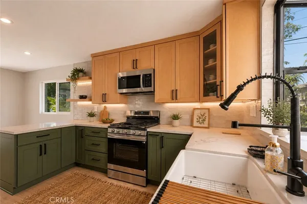 $1,395,000 | 2117 Grant Avenue, Unit 1, Redondo Beach, CA 90278