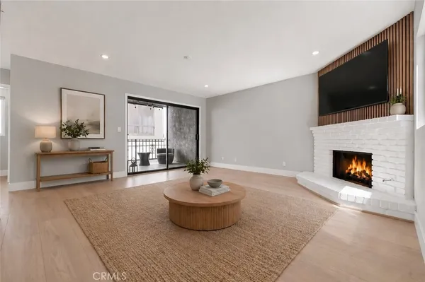 $1,395,000 | 2117 Grant Avenue, Unit 1, Redondo Beach, CA 90278