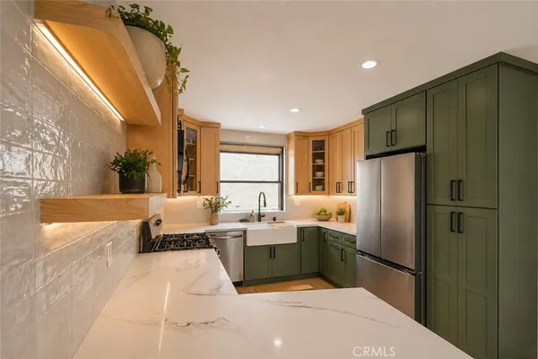 $1,395,000 | 2117 Grant Avenue, Unit 1, Redondo Beach, CA 90278