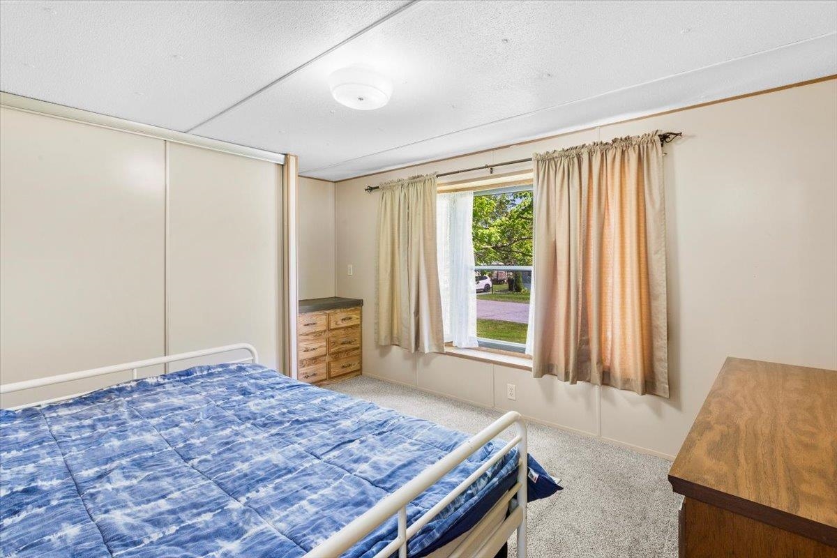 35 West Road Bennington, VT 05201 - Photo 14 of 22