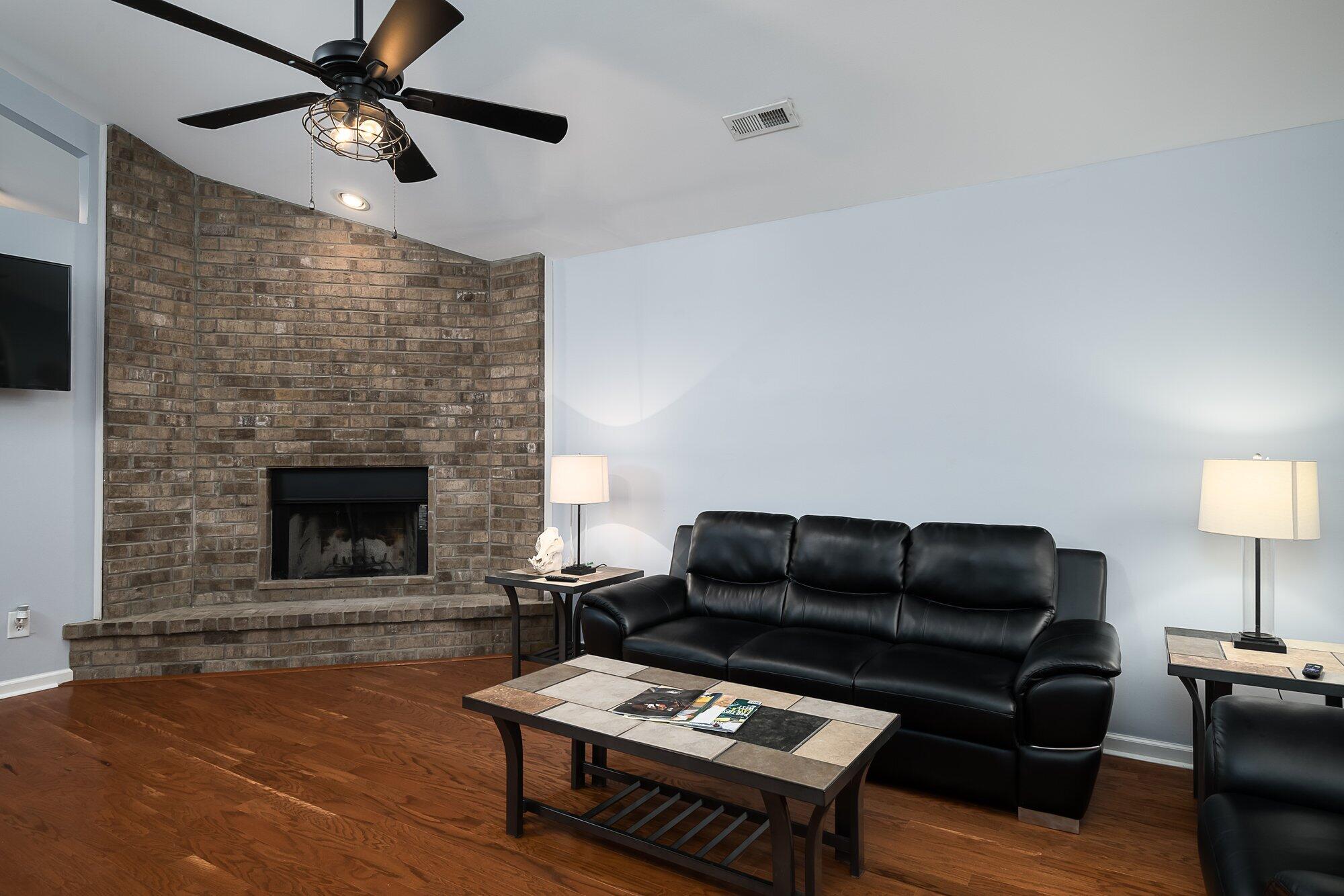 3693 Beaten Path Lexington, KY 40509 - Photo 4 of 29 004-3693_beaten_path_9_22_21-highrez.jpg