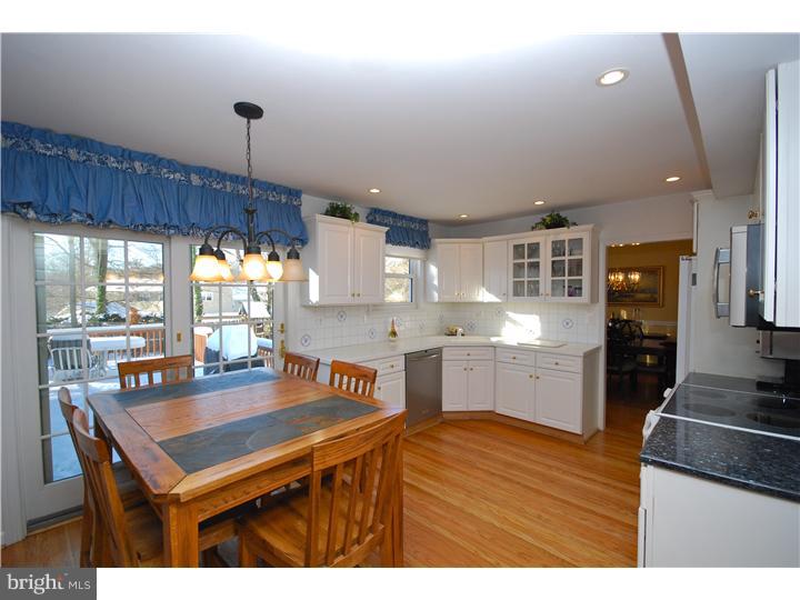 19 Old Town Road Cherry Hill, NJ 08034 - Photo 9 of 25 Breakfast Room