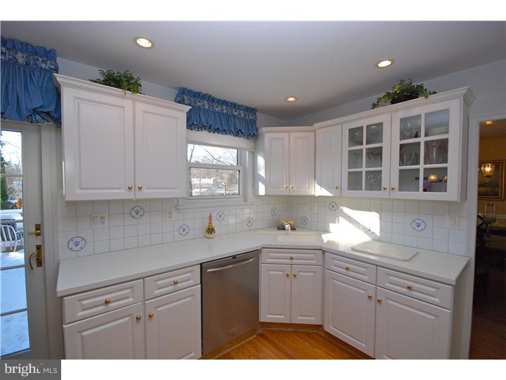 19 Old Town Road Cherry Hill, NJ 08034 - Photo 10 of 25 Kitchen