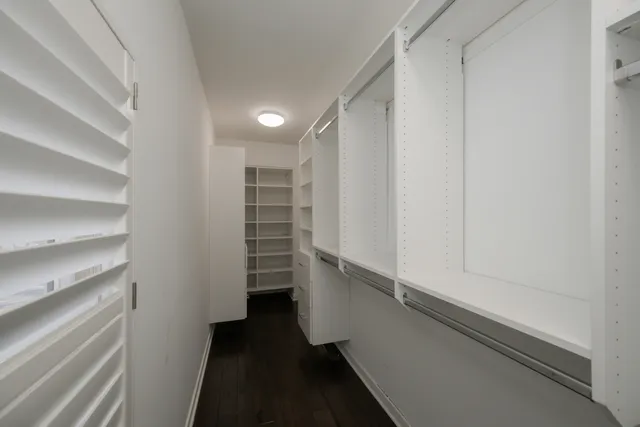 $1,400,000 | 1701 West Byron Street, Chicago, IL 60613