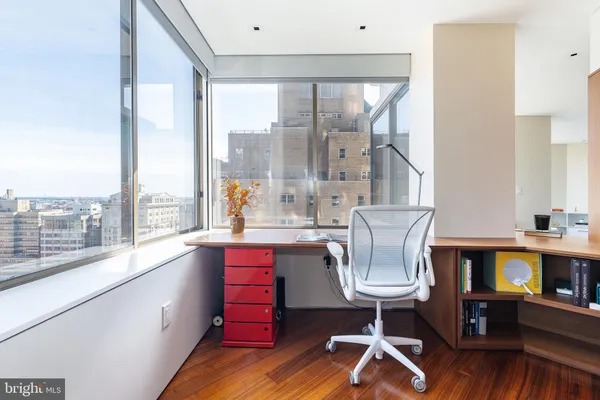 $18,000 | 210 West Rittenhouse Square, Unit 21062107, Philadelphia, PA 19103
